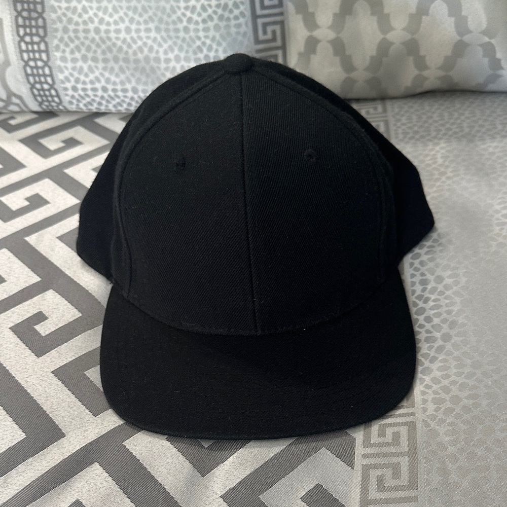 Yupoong Classic Snapback Hat – Black with Green Undervisor – Lightly Used